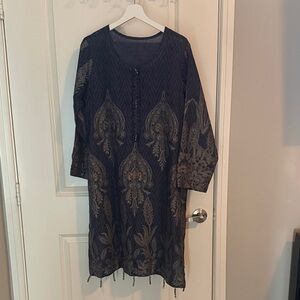 Elegant Navy Blue and Gold Tunic Dress